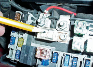 Chariging system maxi fuse